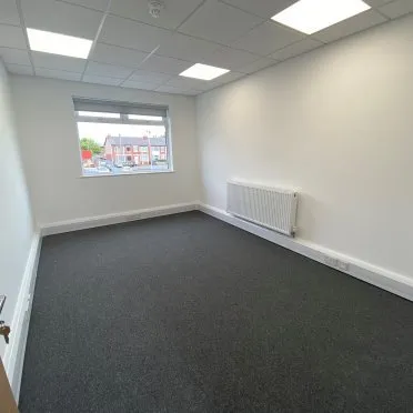 Plymouth House, 
Plymouth Road