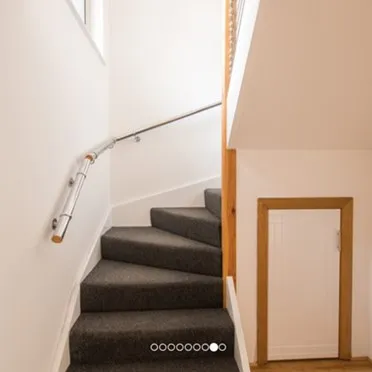 6 Ability Plaza, 
1A Arbutus Street