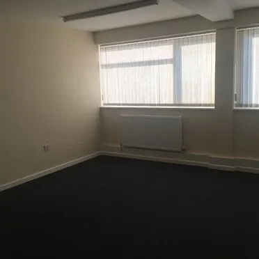 Chandlers Offices,
Picow Farm Road