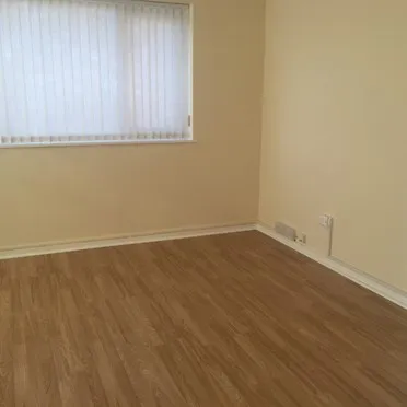 Chandlers Offices,
Picow Farm Road