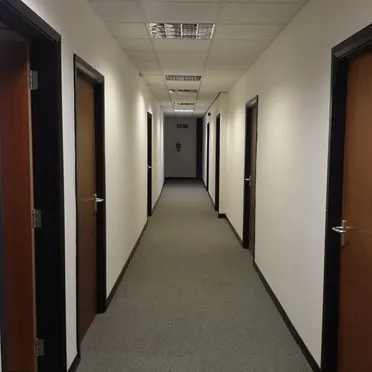 Riverside Court
Avenue De Clichy