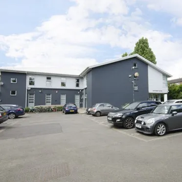 85 Barlby Road - W10