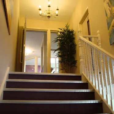 Stirling House, 
9 Burroughs Gardens