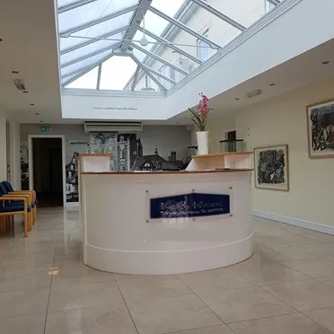 Birch House Business Centre
Lon Parcwr