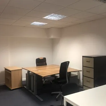 Unit 2 Cedar Court, 1
Royal Oak Yard