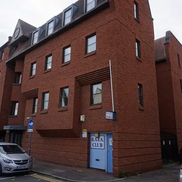 Oliver House,
Hall Street