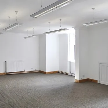 Baltic Chambers, 
40-60 Wellington Street