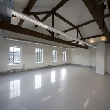 Glassworks
Mill Bay