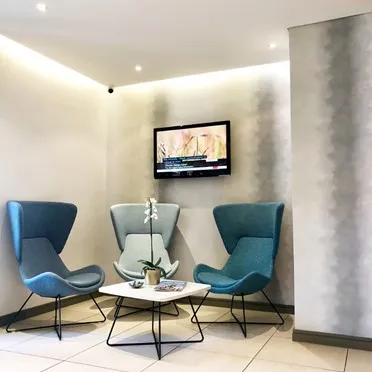 Davenport House, 
16 Pepper Street,
Docklands