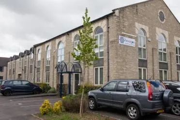 Hexagon House Avenue
4 Station Lane