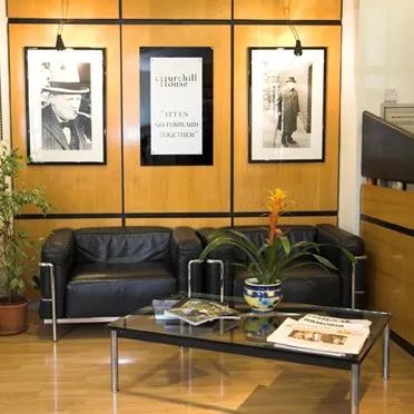 137 Brent Street
Hendon