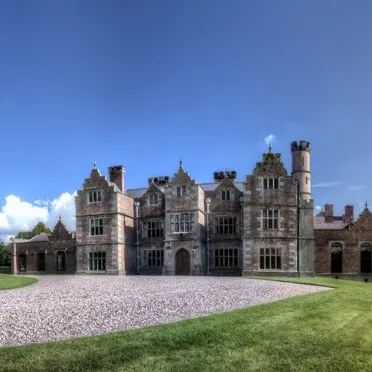 Brynkinalt Business Centre - LL14