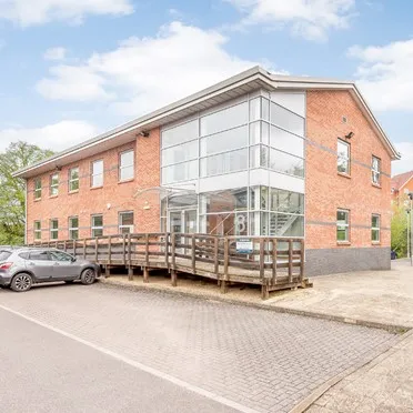 8 Millars Brook,
Molly Millars Lane