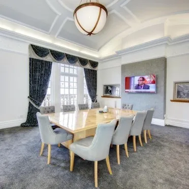 The Town Hall
High Street East