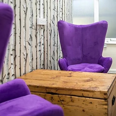 No1 Business Centre
Alvin Street