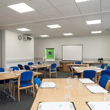 Foxhunter Drive
Linford Wood