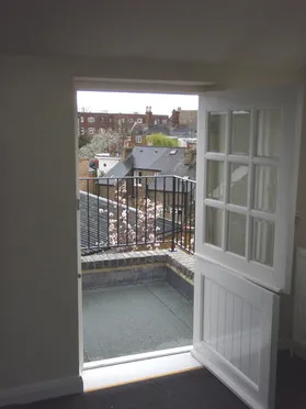 West End House
33 Lower Richmond Road
Mortlake