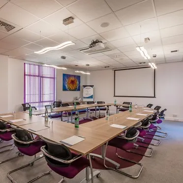 Innova Park,
Electric Avenue