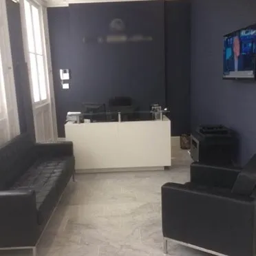 Grosvenor House
3 Chapel Street