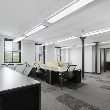 Q West,
Great West Road