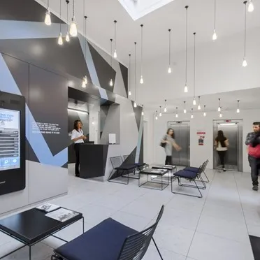 Q West,
Great West Road