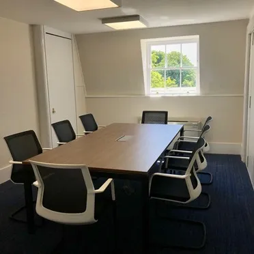 Hillingdon House
Wren Avenue