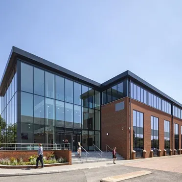 1 Meadlake Place - TW20