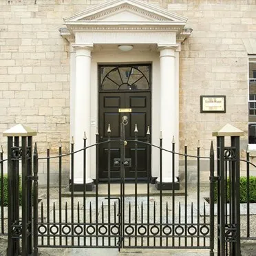 Boston House
214 High Street