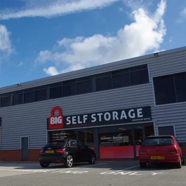 Big Padlock
Long Lane