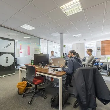 Gray's Inn Desks
160-164 Gray's Inn Road