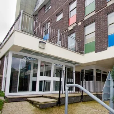 Century House
100 Menzies Road