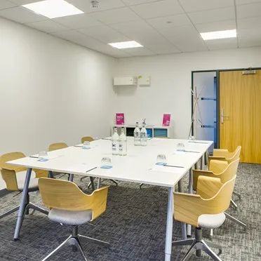 Equinox South Business Centre
Great Park Road