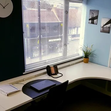 Aquis House
27-37 Station Road