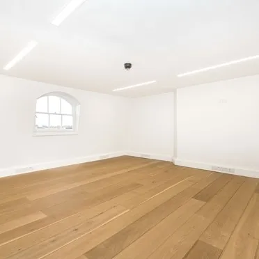 Holbrook House
34-38 Hill Rise