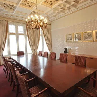 Foxhall Lodge
Foxhall Road