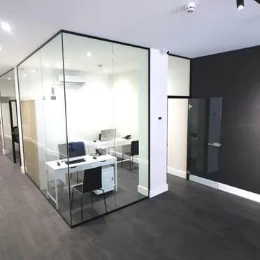 18 Golders Green Road