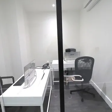 18 Golders Green Road