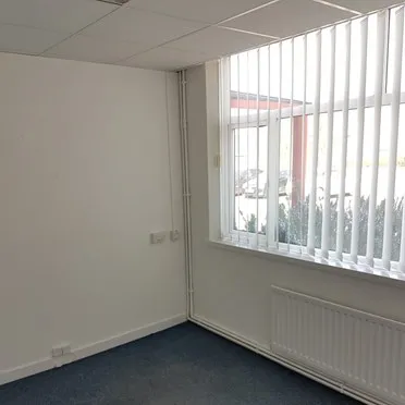 Hubbway Business Centre
Bassington Lane