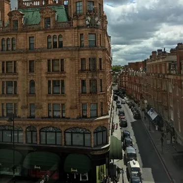 106 Brompton Road - SW3