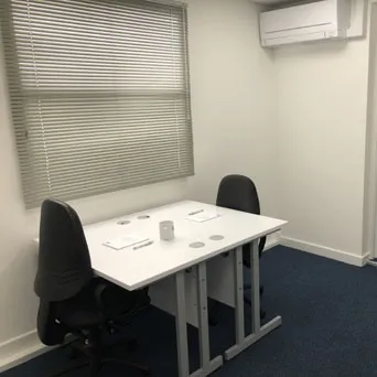 109-111 Fulham Palace Road