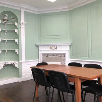 Bearland Lodge
Longsmith Street