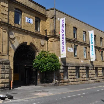 Oakwood Court
City Road