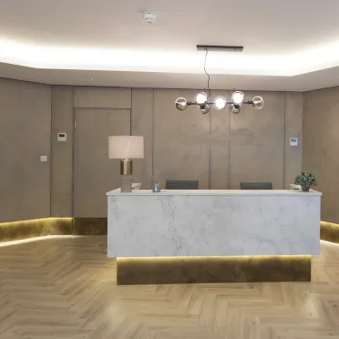 Lonsdale Gate, High Street - TN1