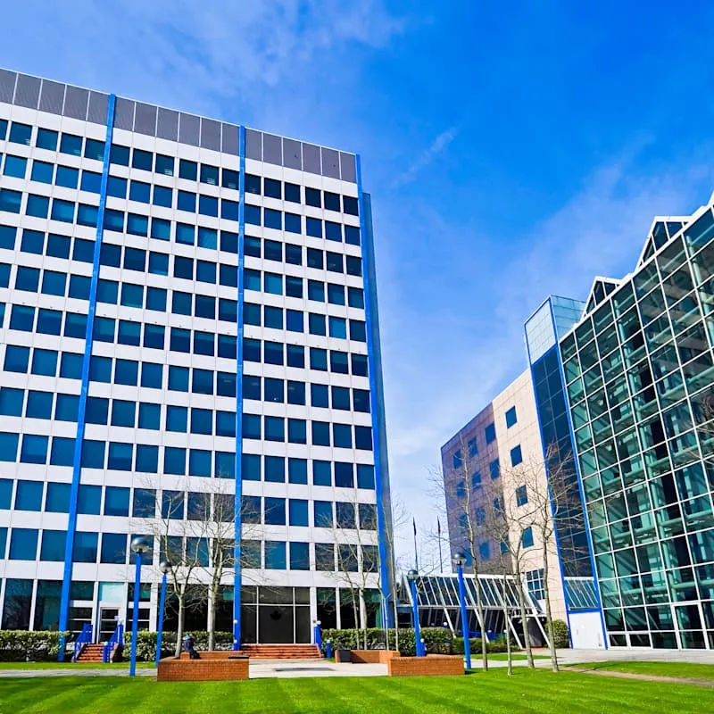 High Street,Maple House