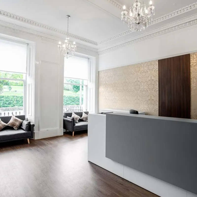 20-23 Woodside Place