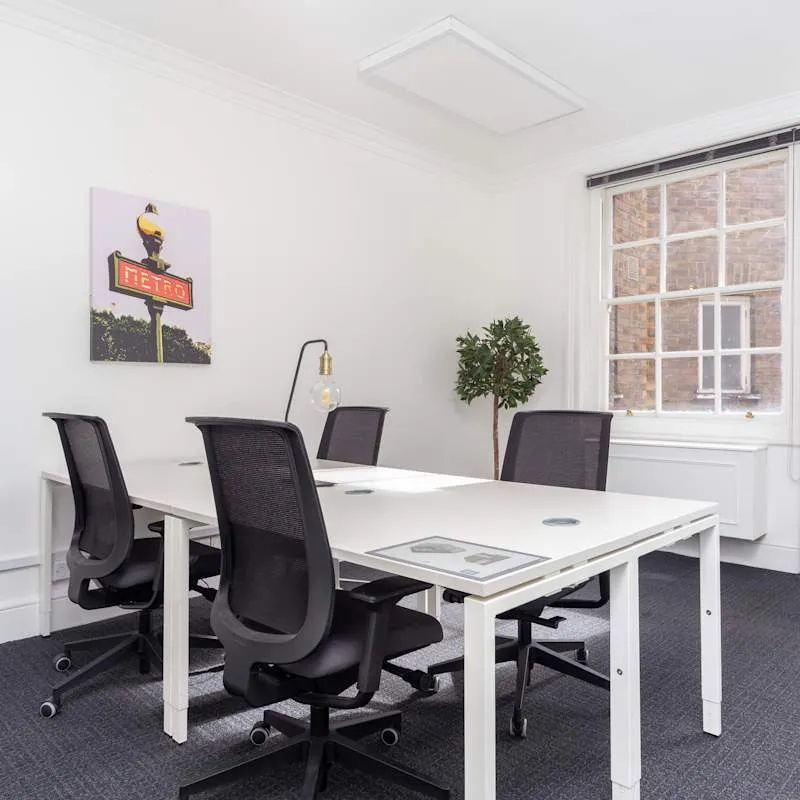 4-4a Bloomsbury Square