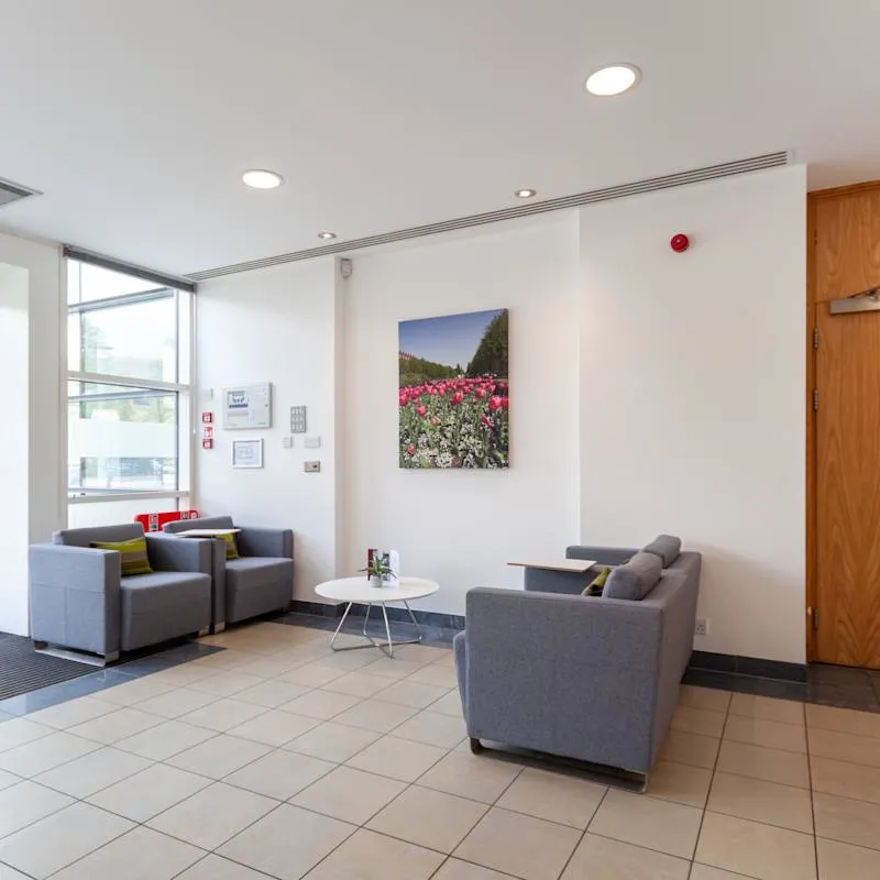 2 Falcon Gate,Shire Park