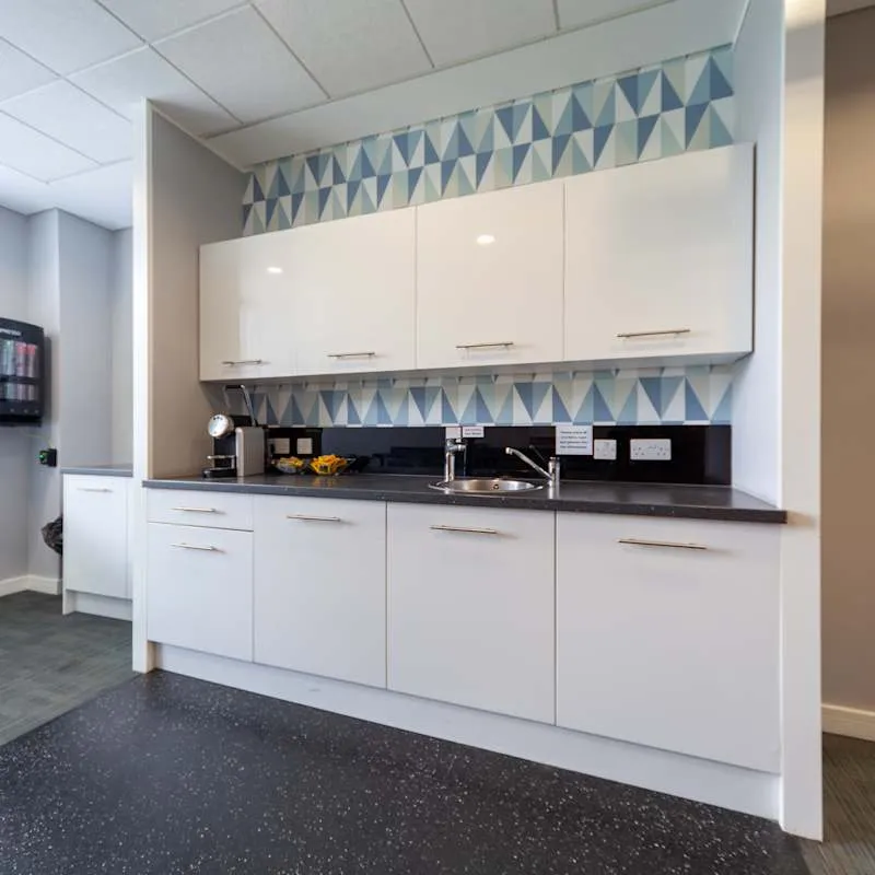 2 Falcon Gate,Shire Park