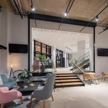 EastWest
Tollhouse Hill