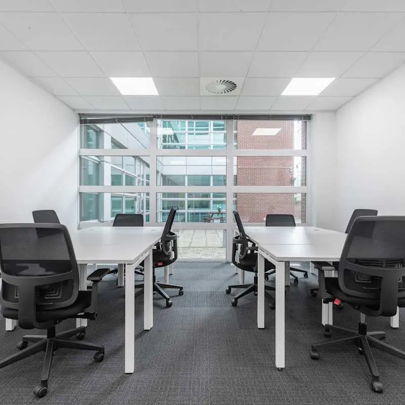 41 London Road,Castle Court